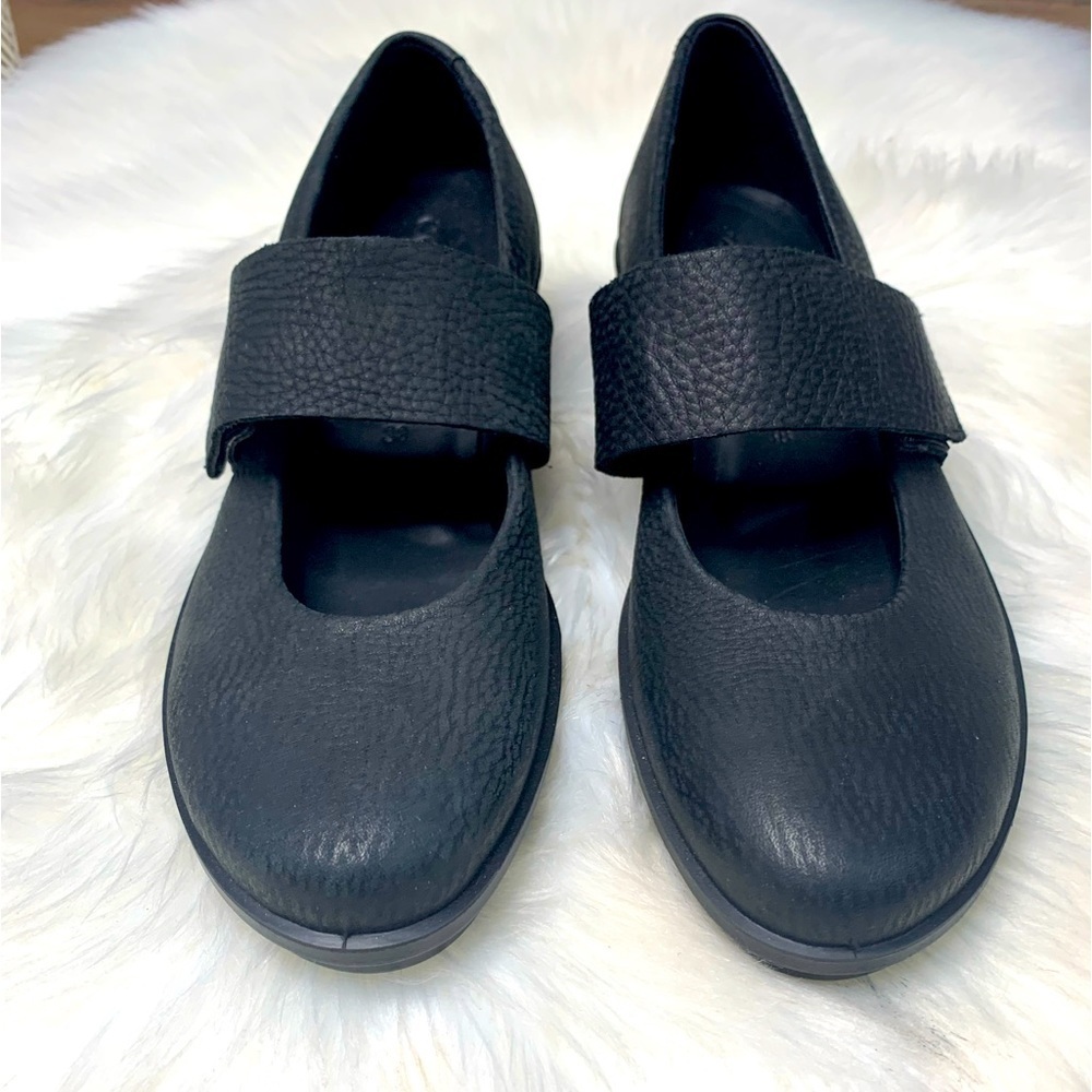 Black Women's Mary Jane Comfort Flats - Brand Unspecified